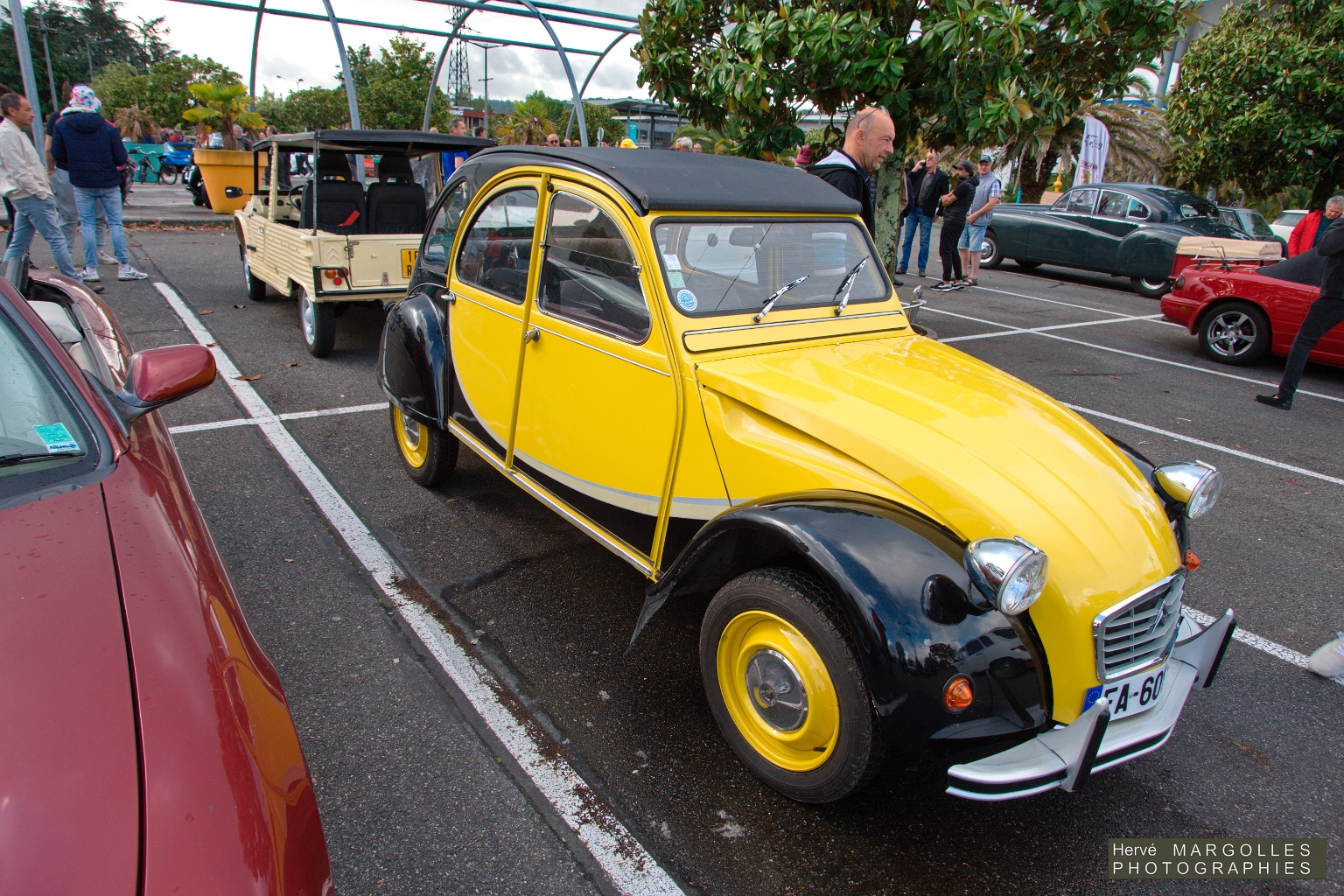 Citroen 2CV.jpg